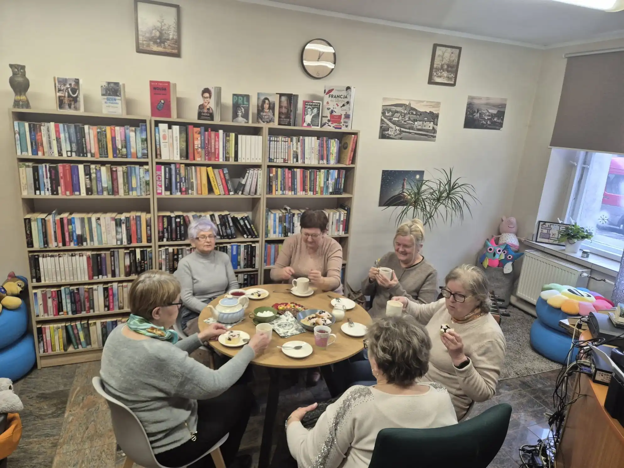 Spotkanie czytelniczek w Filii Nr 1 w Drogosławiu. - powiększenie