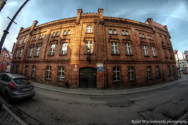 Budynek MBP w Nowej Rudzie - widok od frontu